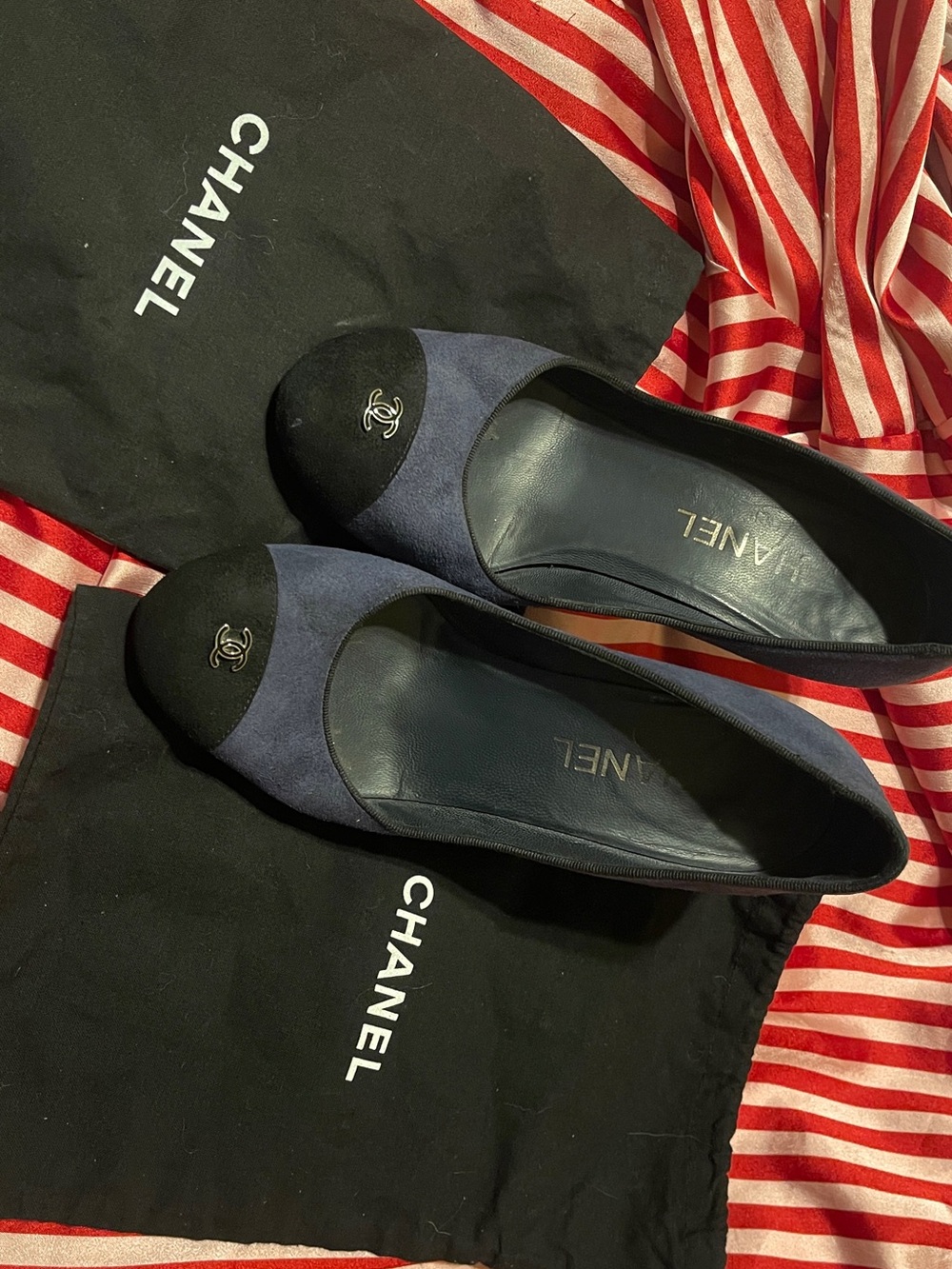 CHANEL Navy and Black Suede Cap-Toe Ballet Flats